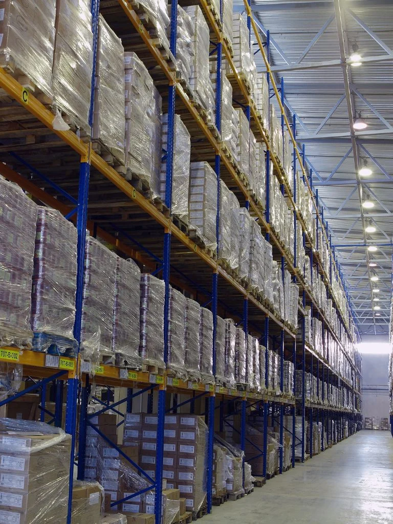 Stock de produits dans une industrie agroalimentaire sans nuisibles